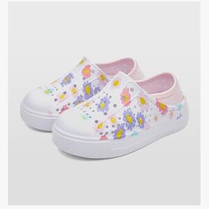 Kids Floral Slip-On Shoes - White and Pink